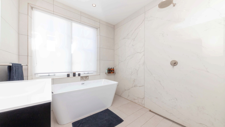 2 Bedroom Property for Sale in Cape Town City Centre Western Cape